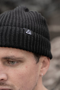 FREDDIE FISHERMAN BEANIE /  Black & Grey